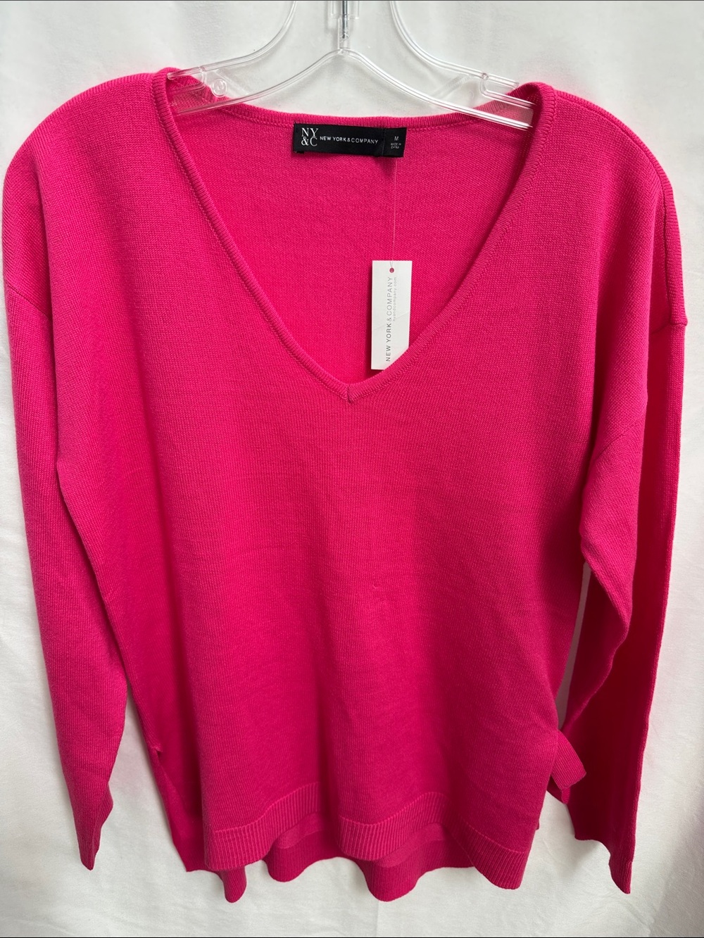 New York & Company V-Neck Sweater in Hot Pink Size M with Tie on 1 Side